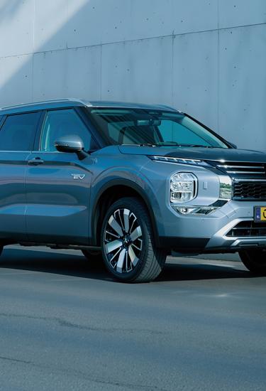 Outlander-PHEV-Homepage